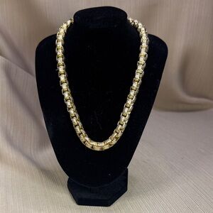Vintage Signed Sarah Coventry Elegant Gold Block Chain Gold Tone Necklace